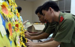 "Vòng tay yêu thương" góp học bổng cho bệnh nhi ung thư