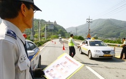 Thêm một thợ lặn tử vong khi tìm kiếm nạn nhân phà Sewol