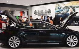 Nhà giàu TQ "nghiện" xe điện Tesla Model S