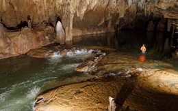 Du lịch mạo hiểm khám phá hang động Tú Làn