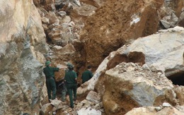 Sập mỏ đá ở Phú Thọ, 2 công nhân bị vùi lấp
