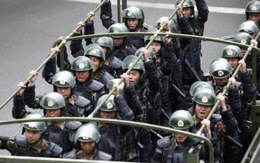 Trung Quốc bỏ tù 32 người truyền tải phim "khủng bố"