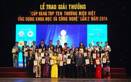​Trao cúp vàng Top ten thương hiệu Việt