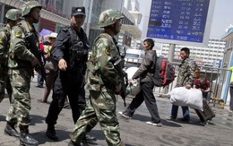 ​Trung Quốc xử tử tám người ở Tân Cương