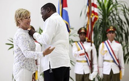 Cuba trao huân chương cho VĐV Mỹ