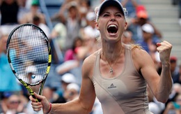 Búp bê Sharapova gác vợt trước Wozniacki