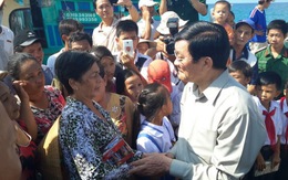 Chủ tịch nước thăm ngư dân đảo Thổ Châu