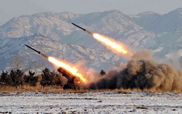 Triều Tiên phóng 3 tên lửa rơi xuống biển Nhật Bản