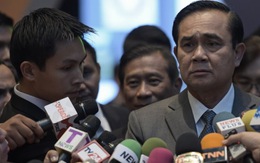 Hớ lời về bikini, Thủ tướng Thái Lan xin lỗi