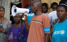 8 nhà tuyên truyền dịch Ebola bị giết
