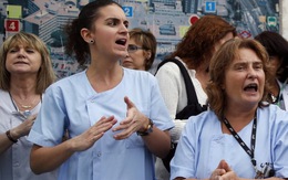 Nữ y tá Tây Ban Nha cay đắng vì nhiễm Ebola