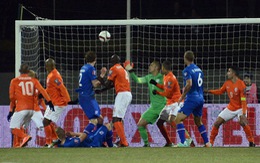 Hà Lan thua mất mặt trước Iceland