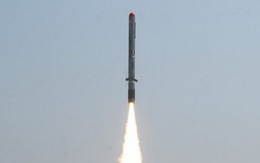 Ấn Độ phóng tên lửa có thể mang đầu đạn hạt nhân