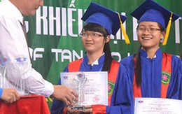 Tuyên dương 337 Hoa trạng nguyên 2014