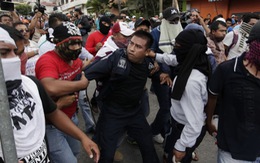Dân Mexico bắt lãnh đạo cảnh sát vì vụ thảm sát sinh viên