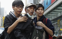 Thủ lĩnh biểu tình Hong Kong nói bị cảnh sát đả thương