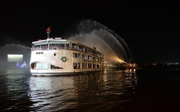 700 người tập chữa cháy tàu Bến Nghé trên sông Sài Gòn