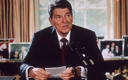 ​Tổng thống Reagan và “vũ khí bí mật 1986”