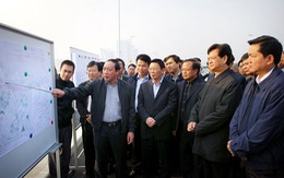 Thủ tướng kiểm tra dự án ở Nội Bài