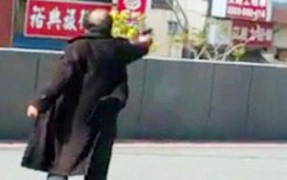 Người vi phạm đấu súng với cảnh sát giao thông Đài Loan
