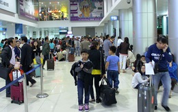 Sân bay Phú Bài hủy nhiều chuyến bay vì gió lớn
