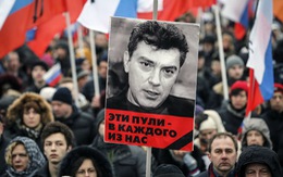 Thủ lĩnh đối lập Nga bị ám sát: Quá nhiều giả thuyết