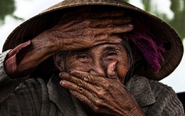 "Nụ cười ẩn giấu" Việt Nam trong mắt nhiếp ảnh gia Pháp