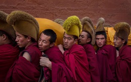 Lung linh huyền bí đại lễ cầu nguyện Tây Tạng