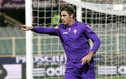 Fiorentina đẩy Milan lún sâu vào khủng hoảng
