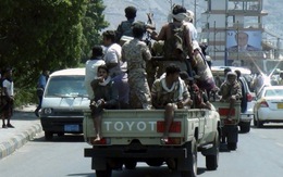 Ả Rập Saudi không kích phiến quân Houthi ở Yemen