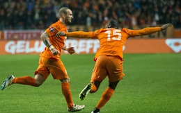 Wesley Sneijder giải cứu Hà Lan