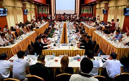 Myanmar ký dự thảo ngừng bắn chấm dứt 65 năm xung dột