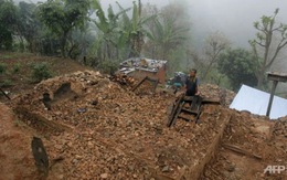 Bắt đầu cứu trợ các vùng hẻo lánh ở Nepal