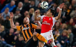 Cú đúp của Sanchez giúp Arsenal hạ Hull