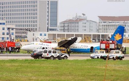 Máy bay Trung Quốc trượt đường băng, 7 người bị thương