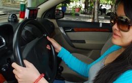 Dự kiến cấp bằng lái riêng cho người lái ôtô số tự động