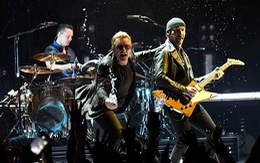 Bono và U2 bắt đầu lưu diễn tại Vancouver