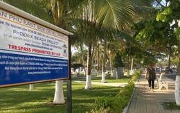 Tại sao chưa tháo dỡ bảng “chủ quyền” trên bãi biển Nha Trang?