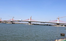 ​Hợp long cầu An Đông nối hai bờ sông Dinh