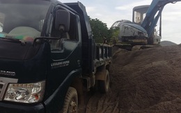 Bắt tụ điểm khai thác cát lậu lớn tại Nha Trang
