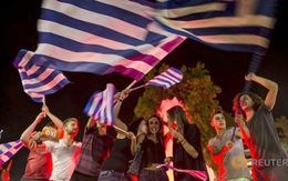 Dân Hi Lạp mừng chiến thắng trước các chủ nợ châu Âu