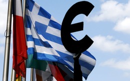Hi Lạp rơi vào hố sâu khủng hoảng ra sao?