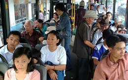 Những điều xe buýt Hà Nội và Sài Gòn cần khắc phục
