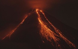 ​Mexico: núi lửa Colima bất ngờ phun trào, 70 người sơ tán