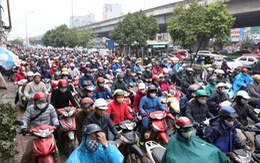 Cử tri Hà Nội đề nghị bỏ thu phí đường bộ xe máy