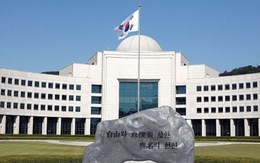 Quan chức tình báo Hàn Quốc tự tử