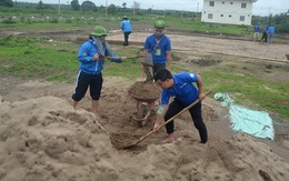 42 chiến sĩ tình nguyện chiến dịch Mùa hè xanh đến Lào