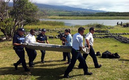 Nhen nhóm hi vọng từ mảnh vỡ nghi của chuyến bay MH370
