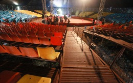 Sập ghế rạp xiếc hàng chục người bị thương, do thời tiết?