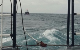 Cứu 7 thuyền viên trên tàu cá Tiền Giang bị hỏng máy